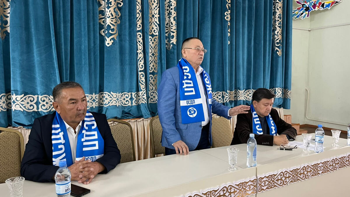 Президент сайлауы: Нұрлан Әуесбаев шымкенттік азаматтарды қабылдады