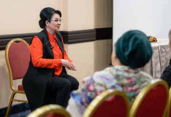 Кандидаты в Президенты продолжают посещать регионы