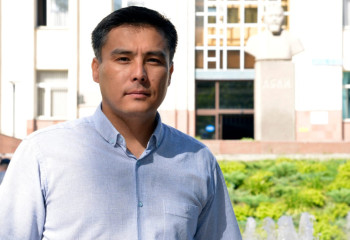 «Конституциялық Сот» Заңының қабылдануы үлкен өзгеріс әкеледі – саясаткер