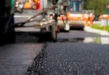 Президент поручил ускорить ремонт главных дорог Мангистауской области