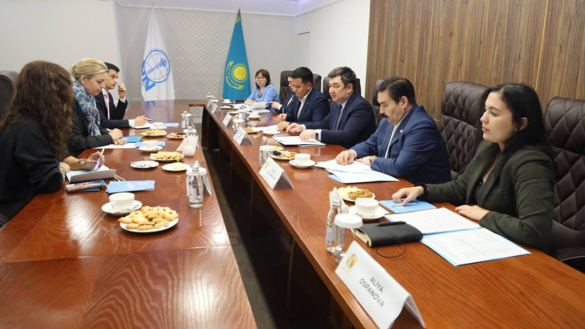  Ақпарат және қоғамдық даму министрлігі 