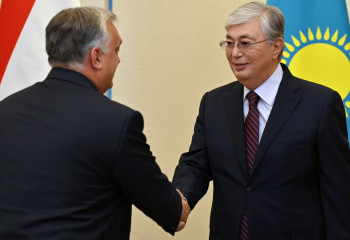 Мемлекет басшысы Мажарстан Премьер-министрі Виктор Орбанмен кездесті