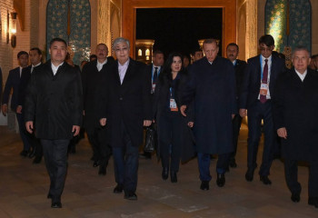 Тоқаев Самарқандтағы «Мәңгі қала» кешенінде ұйымдастырылған концертті тамашалады