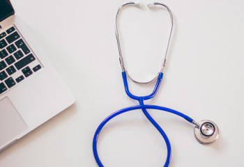 Рудныйда көз жұмған егіз балалардың уланғаны расталды