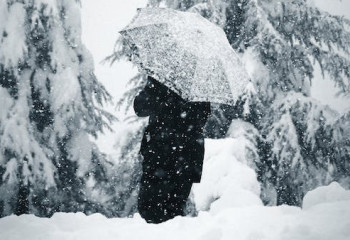 Штормовое предупреждение объявлено в большинстве регионов Казахстана