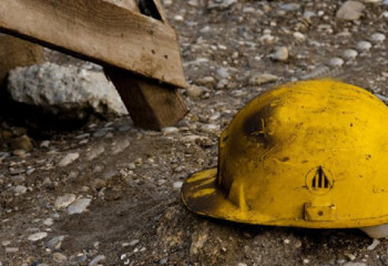 Астанада екі жұмысшы 14-қабаттан құлап, біреуі қайтыс болды