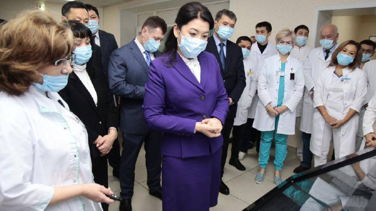 Министр здравоохранения посетила ряд медицинских объектов в Семее