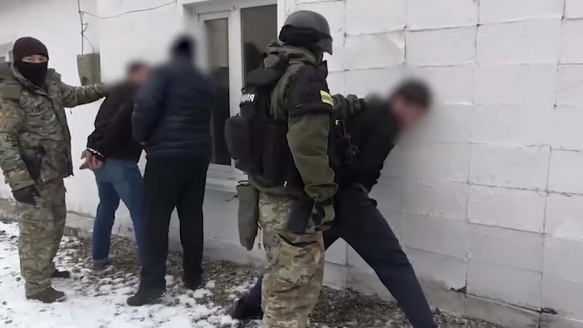 ОПГ вымогателей задержали в Акмолинской области