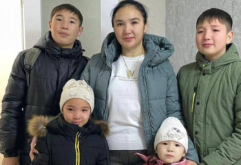 В Семее семье погибшего пожарного подарили квартиру