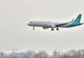 Глава государства прибыл с рабочей поездкой в Алматы