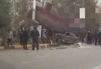 Автомобиль врезался в автобусную остановку в Туркестанской области