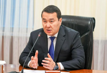 Әлихан Смайылов елімізде көлік құрастыру перспективасын талқылады