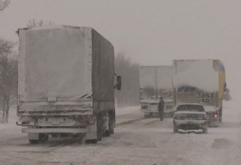 Түркістан облысында жүк көліктері үшін қозғалыс шектелді