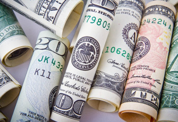 Қор нарығында доллар бағамы төмендеді