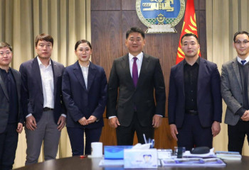 Обучившийся в Казахстане стартапер из Монголии презентовал проект своему президенту