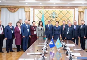 Маулен Ашимбаев встретился с наблюдателями Межпарламентской Ассамблеи СНГ