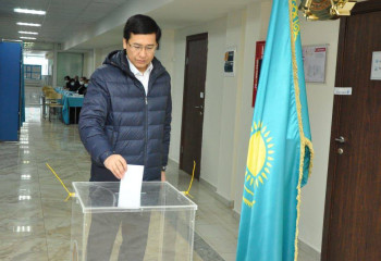 Выполнил гражданский долг – министры делятся фото с голосования