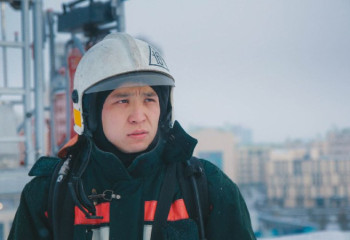 Скончался пожарный Аскар Забикулин, спасший в Астане людей из огня