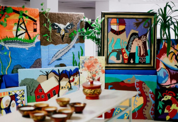 В Атырау голосующие имели возможность полюбоваться выставкой поделок