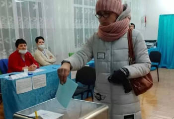 Пришло больше молодежи: Центр непартийного наблюдения о выборах в Алматы