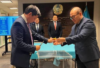 Last polling station abroad in San Francisco completes its work