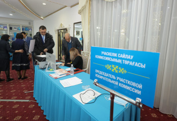 Сайлауда әлемнің 23 елінен 106 журналист ақпарат таратты