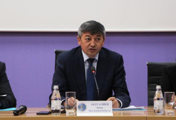 Кадрлар ауысады деп ойлаймын – Ақан Абдуалиев