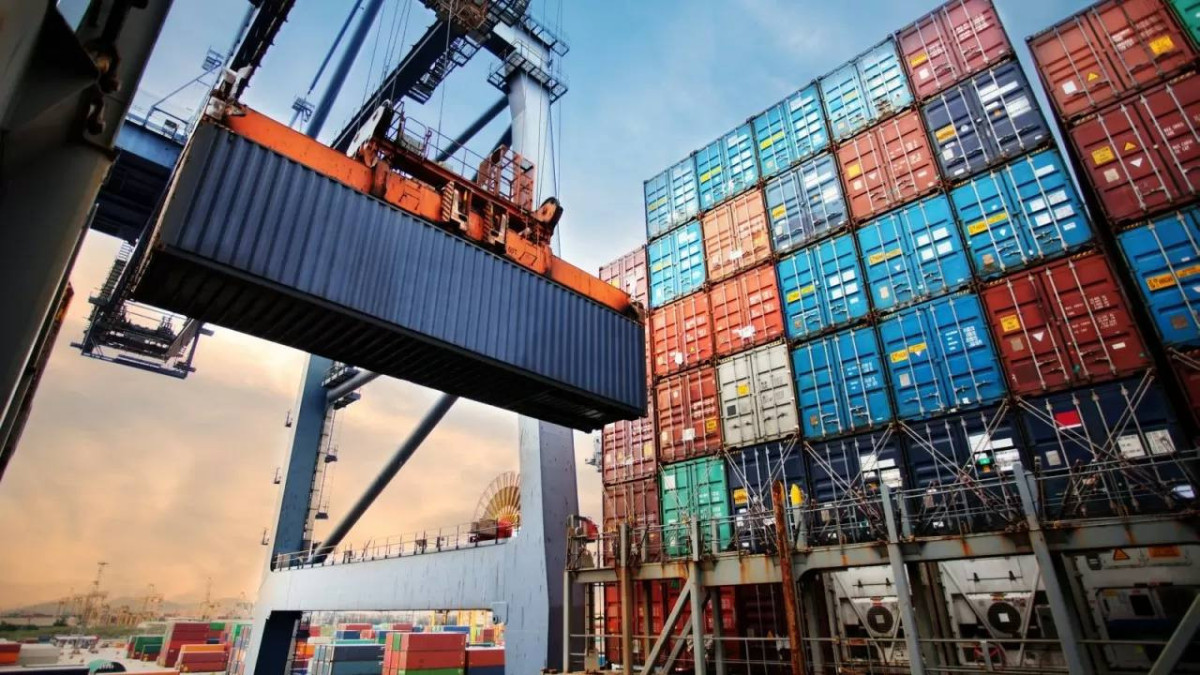 Внешняя торговля РК за девять месяцев достигла почти 100 млрд долларов