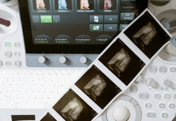 Число абортов сократилось среди казахстанских подростков