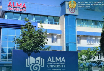 Семье героя Аскара Забикулина выделены образовательные гранты