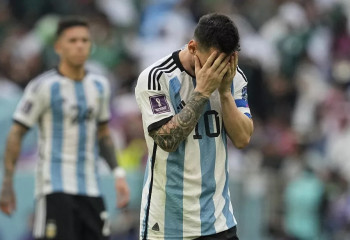 Футболдан Әлем чемпионаты: Аргентина Сауд Арабиясынан ұтылып қалды