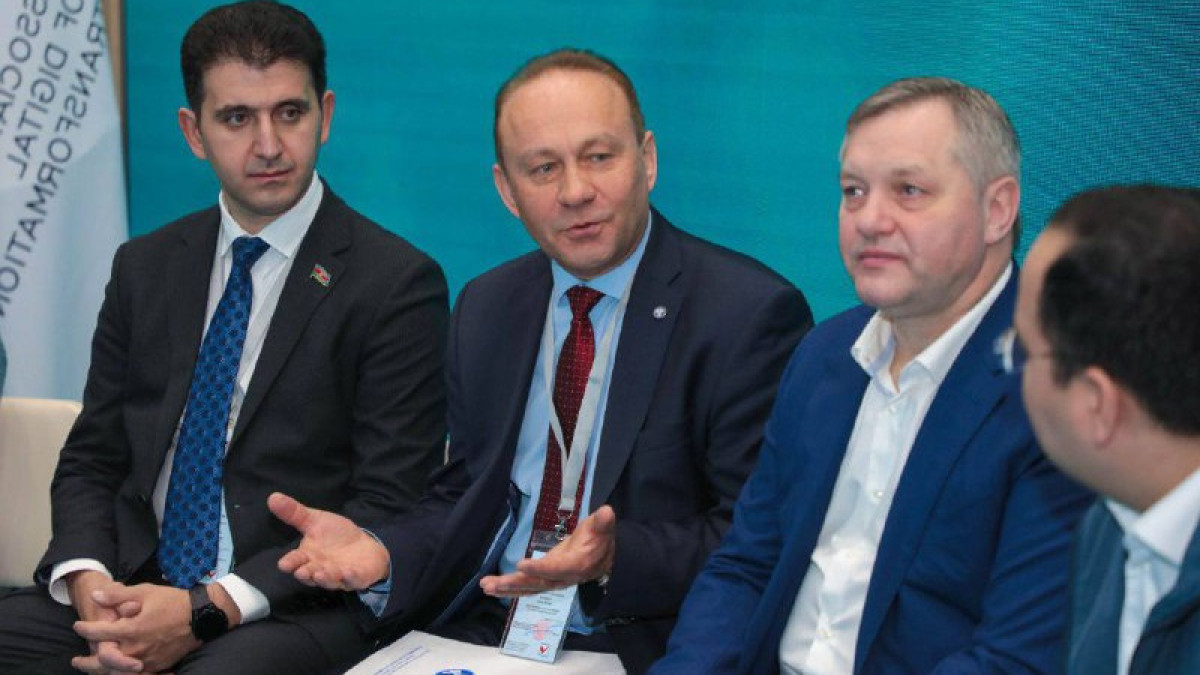 Международные наблюдатели посетили предвыборный штаб Касым-Жомарта Токаева