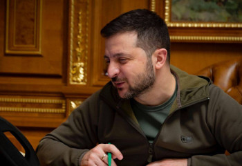 Зеленский поздравил Токаева с победой на выборах