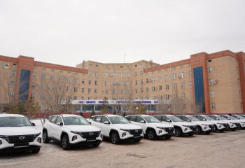 Астана емханаларына жаңа автокөліктер берілді