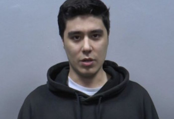 Стендапера из Алматы арестовали на 10 суток из-за скандального выступления