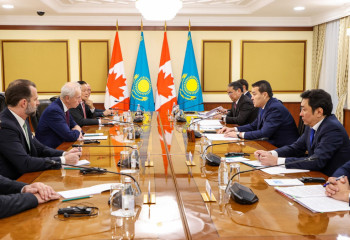 Kazakh PM holds meeting with Canada's Special Envoy for EU and Europe