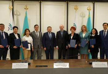 Национальный цифровой карьерный центр в пилотном режиме запустили в РК