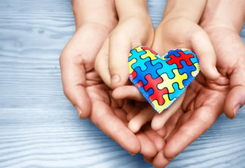 Баладағы аутизмды дер кезінде анықтау керек - министр