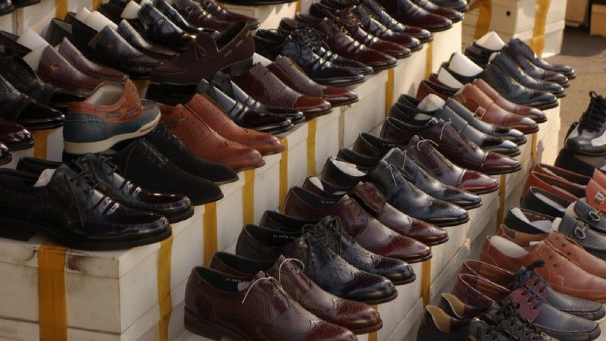 В Казахстане выросло производство кожаной обуви