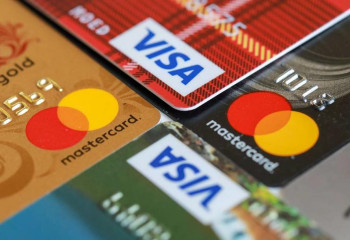 Казахстанцы стали меньше отправлять денег за рубеж