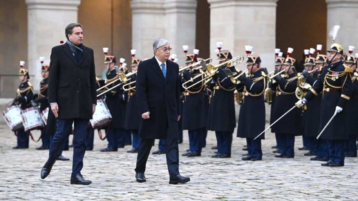 В Париже торжественно встретили Президента Казахстана