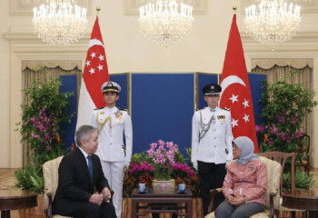Ambassador of Kazakhstan presented credentials to President of Singapor