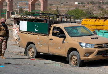 Два человека погибли во время теракта в Пакистане