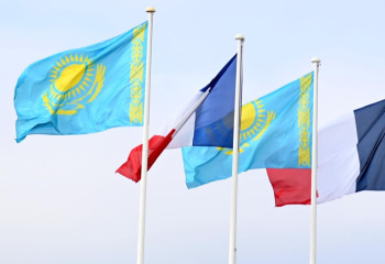 Қасым-Жомарт Тоқаевтың Францияға ресми сапарында бірнеше құжатқа қол қойылды