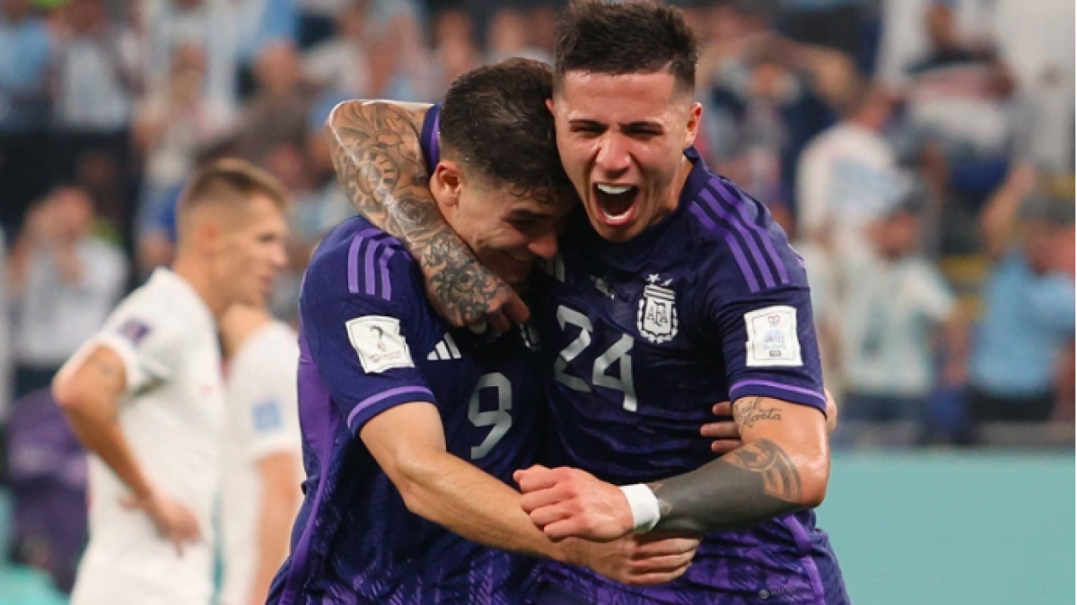 Аргентина обыграла Польшу и вышла в плей-офф ЧМ-2022