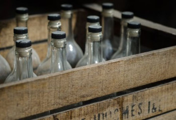 Контрафактного алкоголя на 2,5 млн тенге изъяли в Абайской области