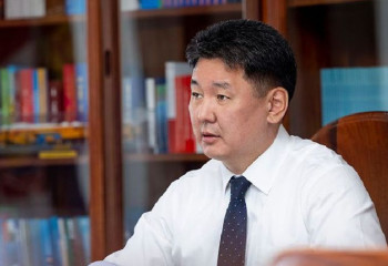 Моңғолия президенті қоғамдық тыңдау өткізуге шақырды