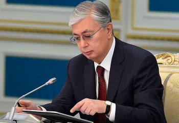 Президент тексерулерге мораторий енгізу туралы жарлыққа қол қойды