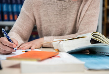 Мажарстан билігі қазақстандықтарға арнап 250 грант бөлді