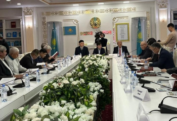 «Ұлы тарих және Ұлы әулиелер» атты жинақтың тұсауы кесілді